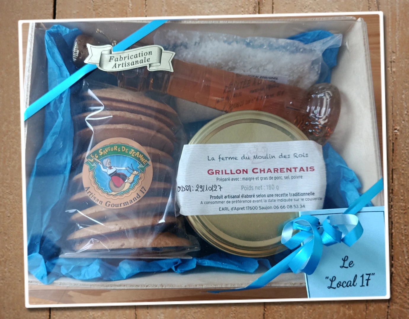 Coffret composé de 4 produits typiques de Charente-Maritime