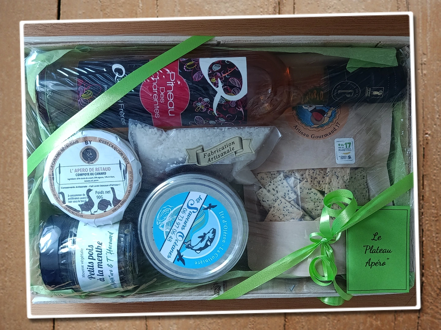 Coffret composé de 6 produits pour un apéro convivial et gourmand