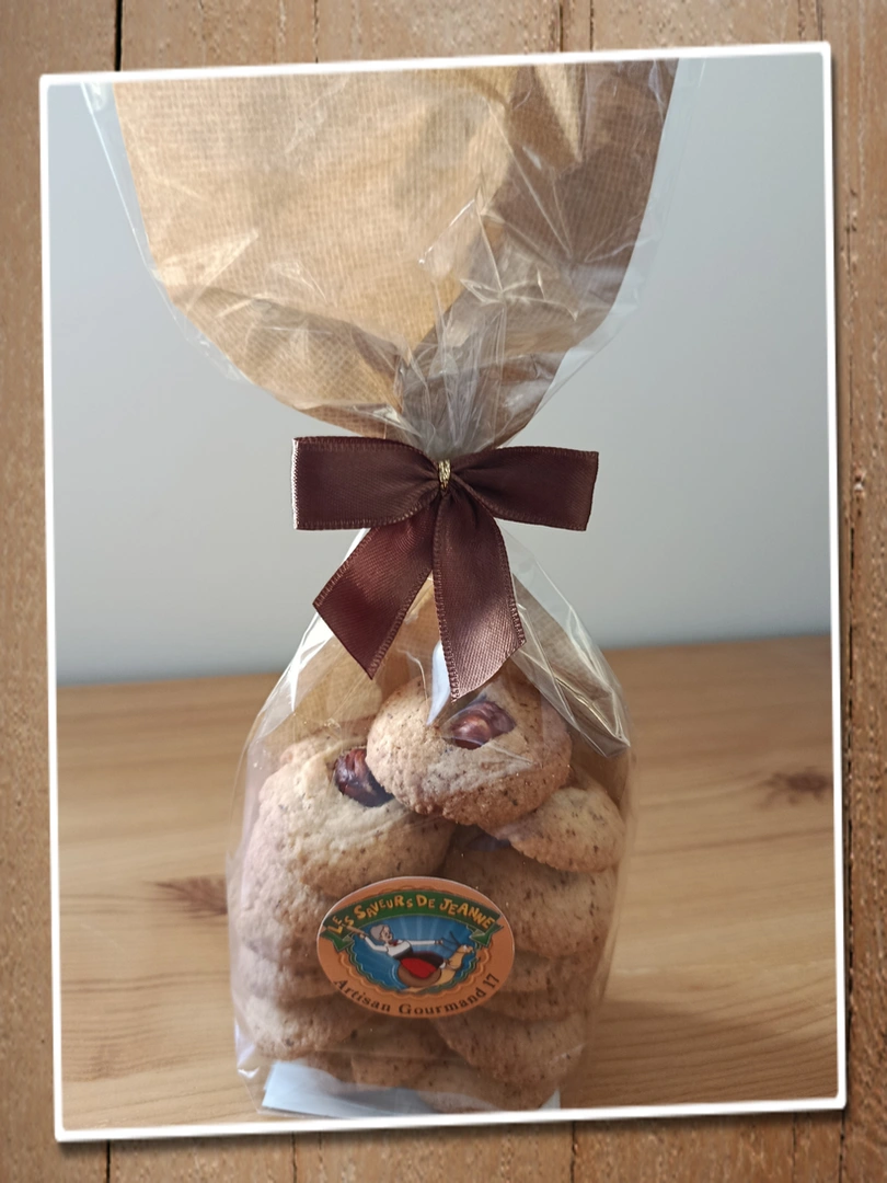 Sablés aux noisettes confectionnés à la main
